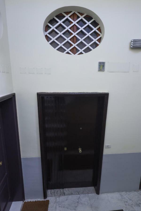Laura House Apartman Nápoly Kültér fotó