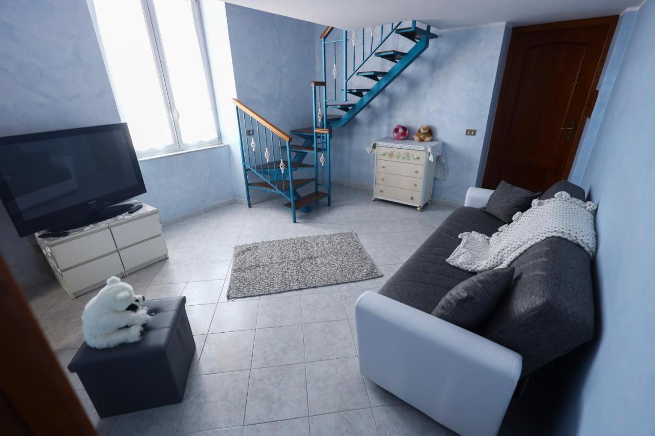Laura House Apartman Nápoly Kültér fotó
